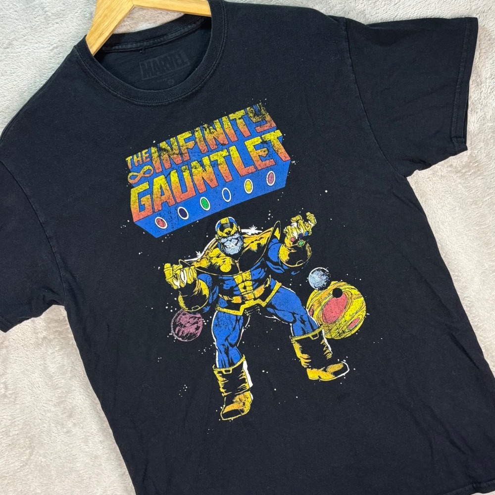 Marvel Men's The Infinity Gauntlet Thanos T-Shirt Black‎ Retro Graphic Tee M